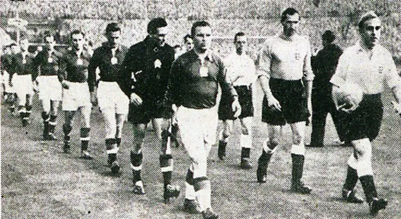 Ingresso solenne delle squadre a Wembley il 25 novembre 1953